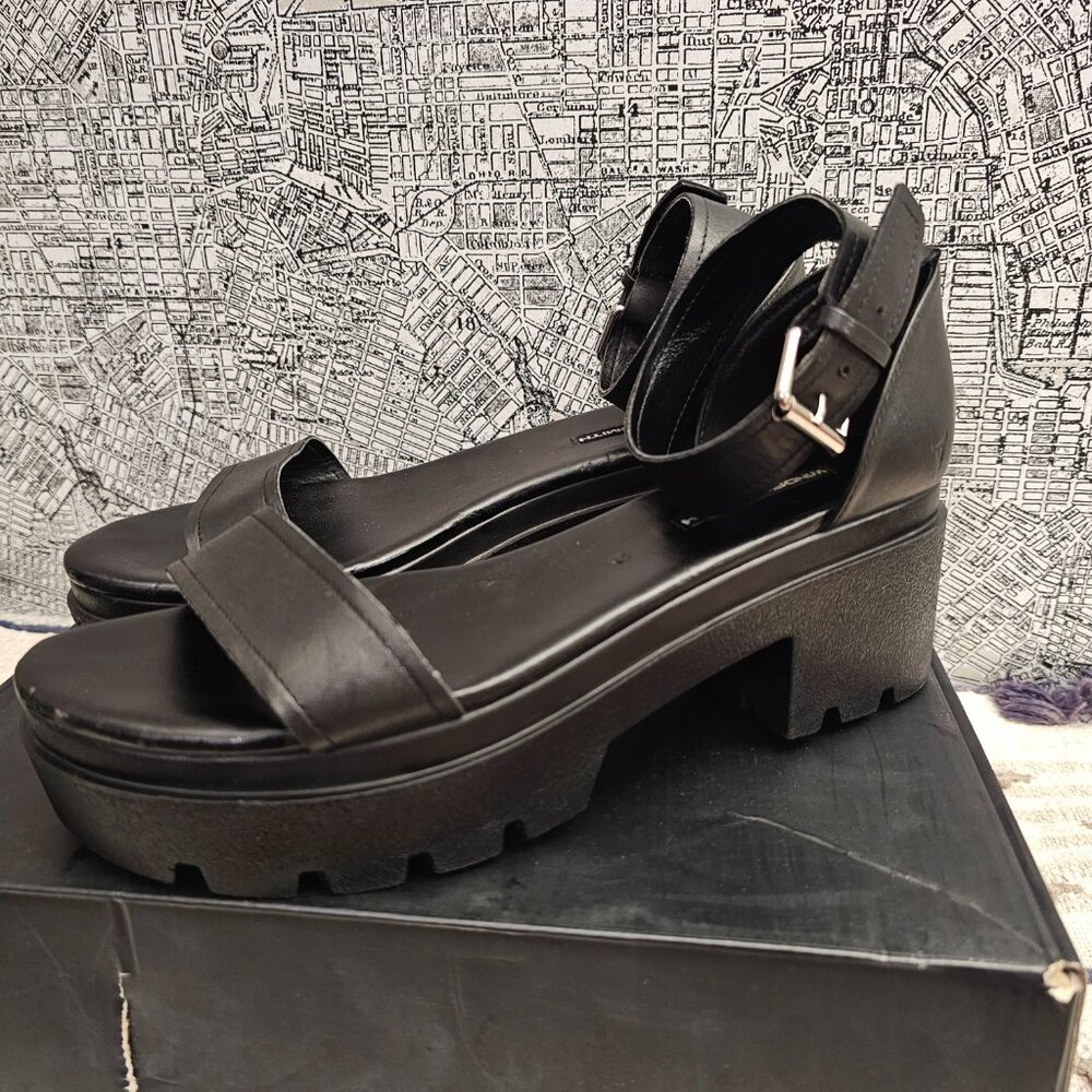 Chunky Black Leather Sandals- Windsor Smith